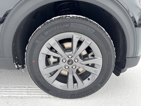 New 2026 Ford Explorer Active w/ Active Comfort Package AWD/4WD image 19