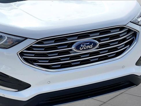 Used 2021 Ford Edge Titanium FWD image 30