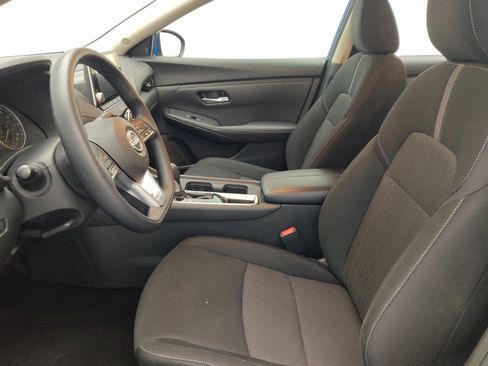 Used 2025 Nissan Sentra SV FWD image 17