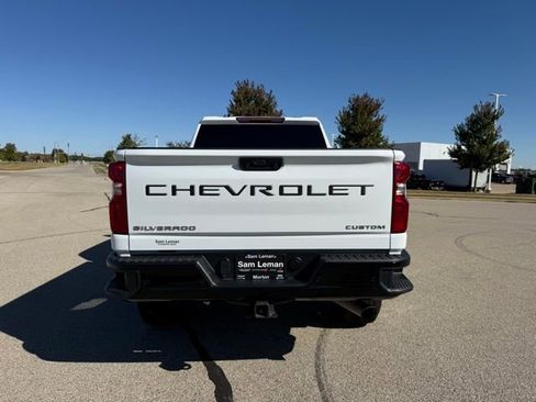 Used 2024 Chevrolet Silverado 2500 Custom w/ Custom Value Package image 22