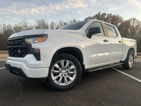Used 2022 Chevrolet Silverado 1500 Custom image 12