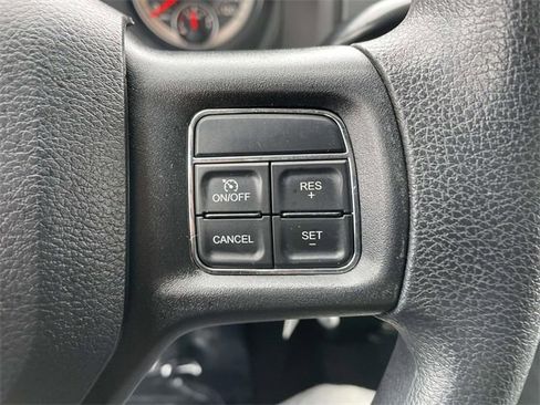 Used 2018 RAM 2500 Tradesman w/ Chrome Appearance Group image 16