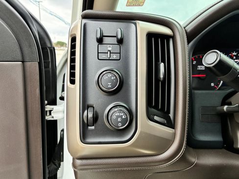 Used 2016 GMC Sierra 2500 Denali w/ Duramax Plus Package image 25