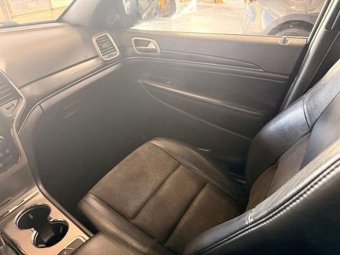Used 2021 Jeep Grand Cherokee Limited AWD/4WD image 20