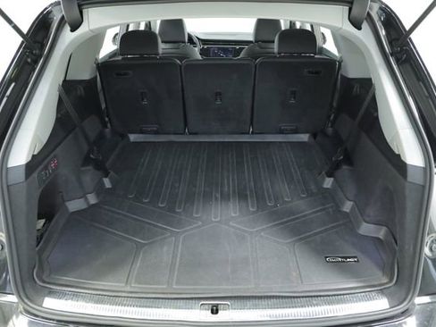 Used 2023 Audi Q7 3.0T Prestige AWD/4WD image 35