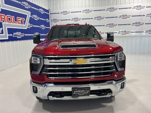 Used 2026 Chevrolet Silverado 2500 LTZ w/ LTZ Plus Package AWD/4WD image 13