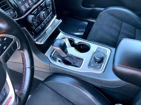 Used 2021 Jeep Grand Cherokee Trailhawk AWD/4WD image 17