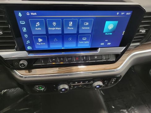 Used 2024 Chevrolet Silverado 1500 LT image 8