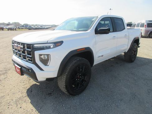 New 2026 GMC Canyon AT4 w/ Technology Plus Package image 9