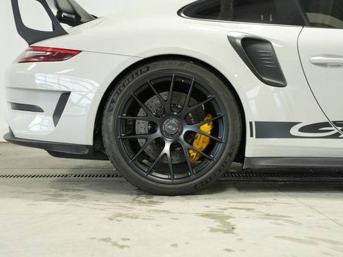 Certified 2019 Porsche 911 GT3 RS image 45