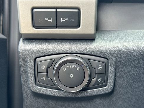 Certified 2022 Ford F250 Lariat AWD/4WD image 34