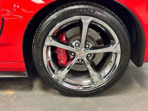 Used 2013 Chevrolet Corvette Grand Sport w/ 3LT Preferred Equipment Group image 10