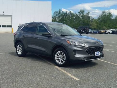 Used 2022 Ford Escape SE AWD/4WD image 2
