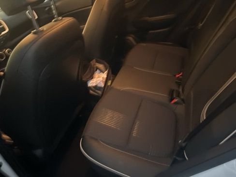 Used 2023 Hyundai Venue Limited w/ Cargo Package image 6