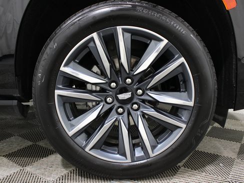Used 2023 Cadillac Escalade ESV Sport Platinum AWD/4WD image 41