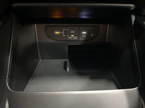 New 2025 Kia Sorento EX image 22