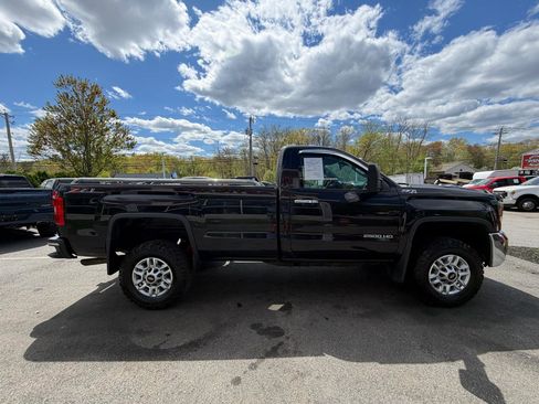 Used 2015 GMC Sierra 2500 SLE w/ SLE Preferred Package AWD/4WD image 6