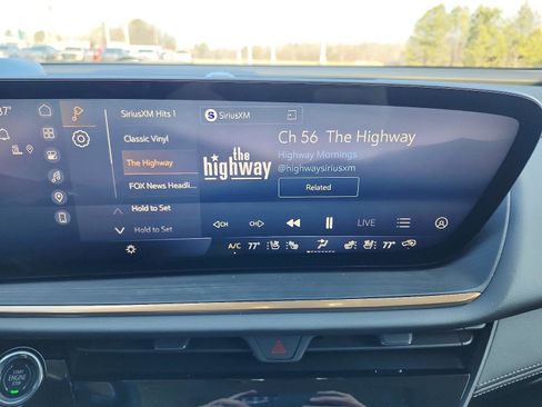 New 2026 Buick Envision Avenir image 14