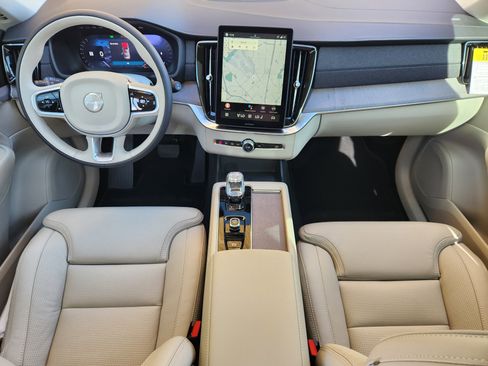 New 2026 Volvo XC90 B5 Ultra image 26