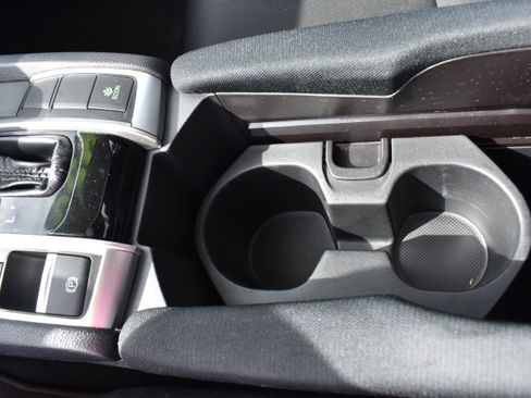 Certified 2017 Honda Civic EX image 27