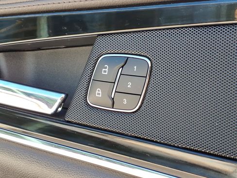 Certified 2022 Lincoln Nautilus Reserve AWD/4WD image 25
