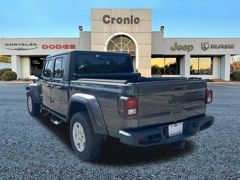 Used 2022 Jeep Gladiator Sport AWD/4WD image 5