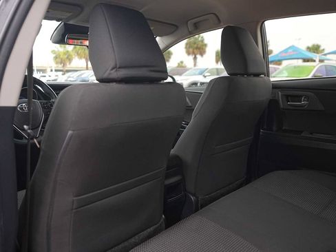 Used 2018 Toyota Corolla iM FWD image 13