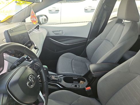 Used 2023 Toyota Corolla SE w/ Carpet Mat Package (TMS) FWD image 5