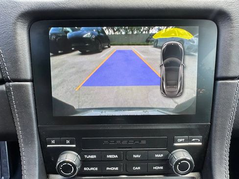 Certified 2024 Porsche 718 Cayman RWD image 33