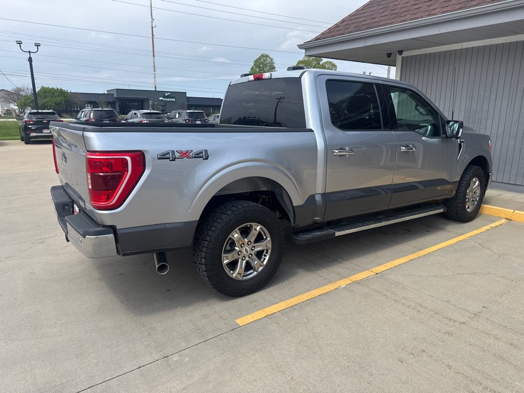 Used 2021 Ford F150 XLT w/ Equipment Group 302A High AWD/4WD image 3