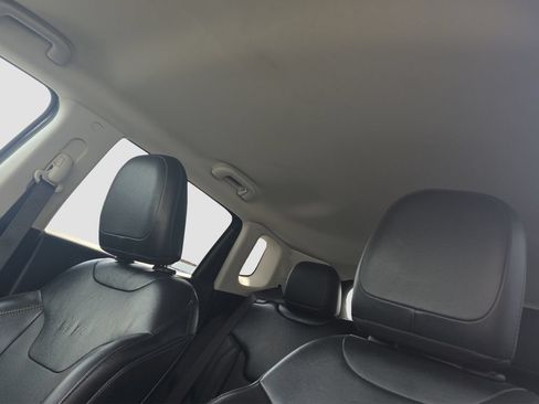 Used 2020 Jeep Compass Limited AWD/4WD image 8