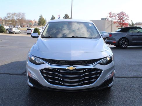 Used 2022 Chevrolet Malibu LT image 4