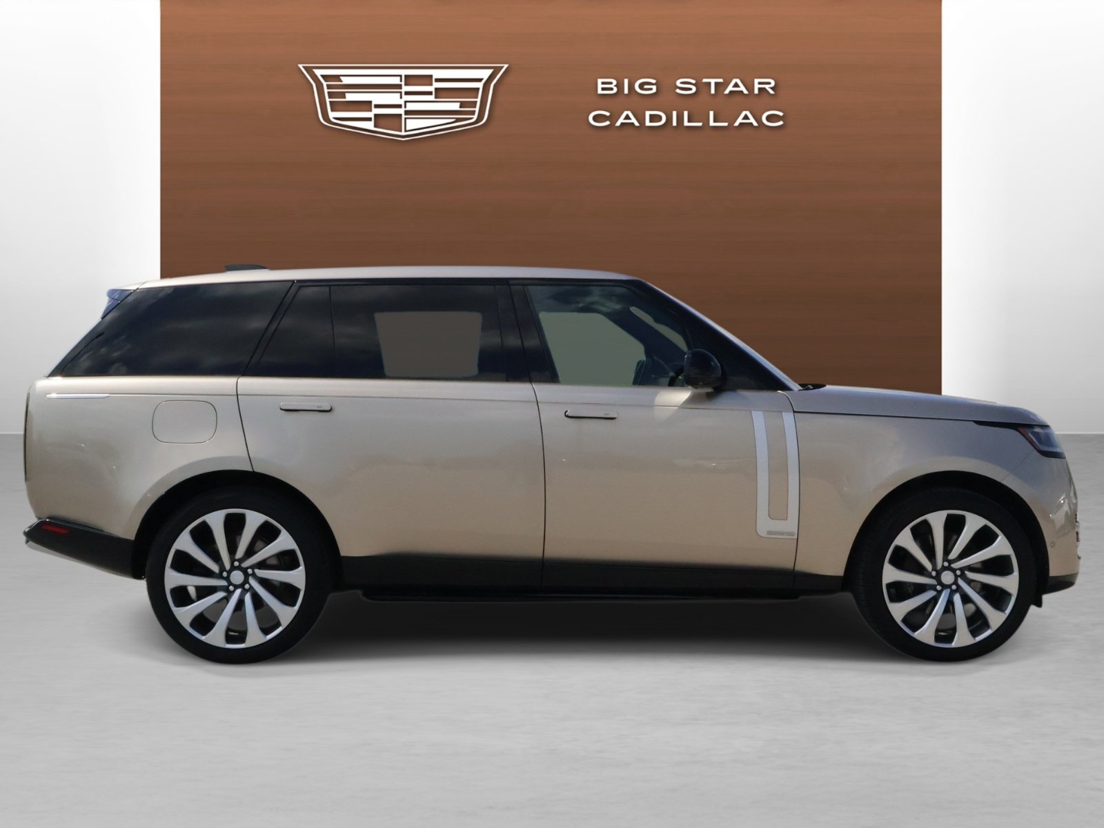 Used 2023 Land Rover Range Rover Long Wheelbase Autobiography AWD/4WD image 6