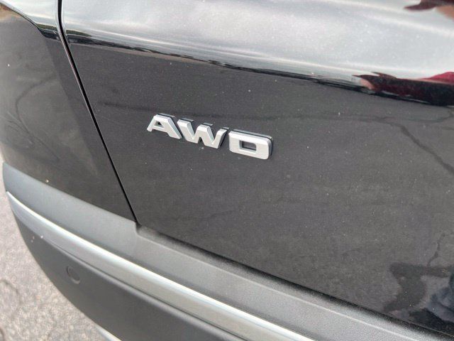 Used 2024 Cadillac XT5 Premium Luxury w/ LPO, Floor Liner Package AWD/4WD image 5