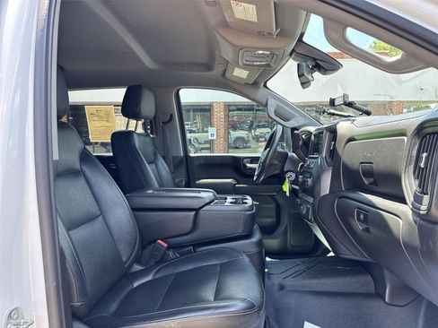 Used 2021 Chevrolet Silverado 2500 Custom w/ Custom Value Package AWD/4WD image 24