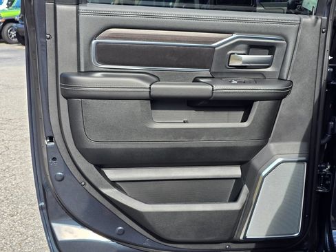 New 2026 RAM 3500 Laramie AWD/4WD image 37