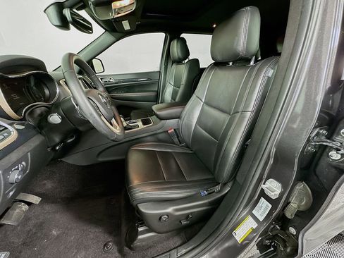 Used 2017 Jeep Grand Cherokee Laredo 75th Anniversary RWD image 20