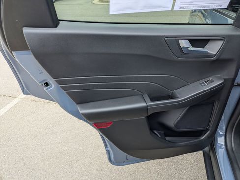 Certified 2024 Ford Escape ST-Line w/ Tech Pack #1 image 31