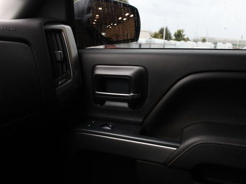 Used 2015 Chevrolet Silverado 2500 LT w/ LT Convenience Package AWD/4WD image 17