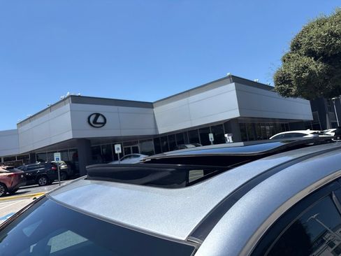 Used 2025 Acura MDX A-Spec AWD/4WD image 10