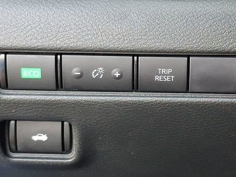 Used 2023 Nissan Sentra SR FWD image 24
