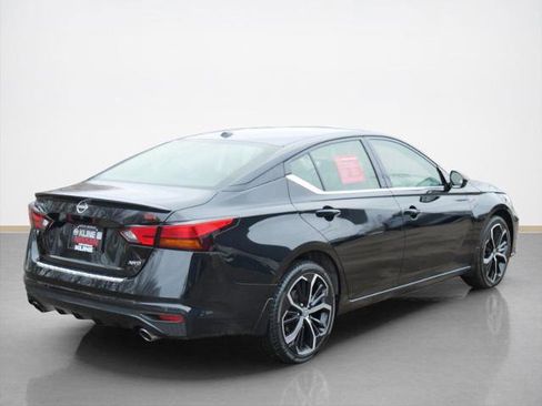 Certified 2023 Nissan Altima 2.5 SR w/ SR Premium Package image 3