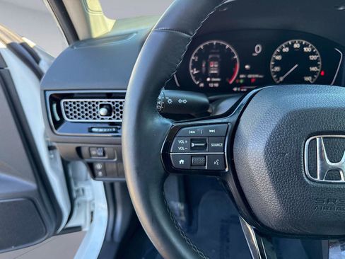 Used 2022 Honda Civic EX image 32