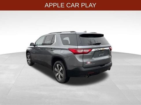 Used 2020 Chevrolet Traverse LT w/ LT Premium Package image 5