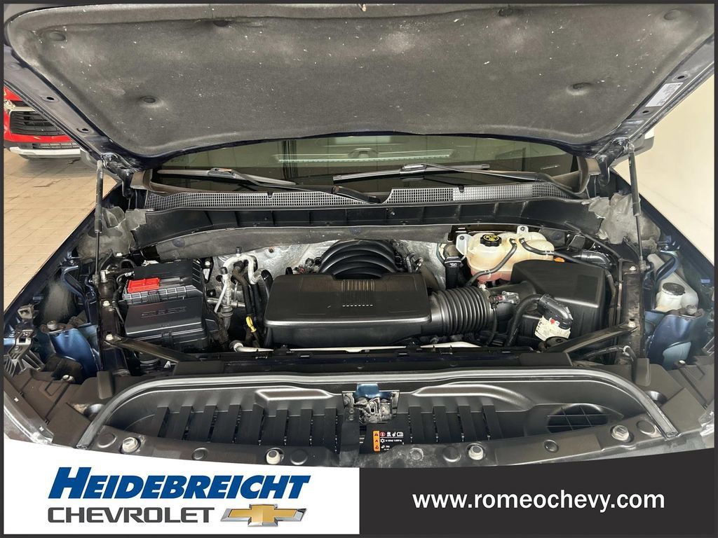 Certified 2022 Chevrolet Silverado 1500 LT w/ Convenience Package II AWD/4WD image 9