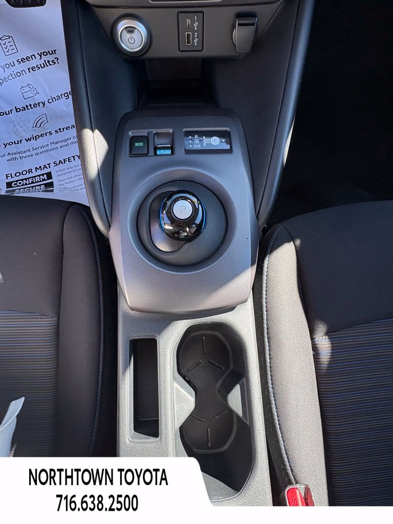 Used 2025 Nissan Leaf S FWD image 22