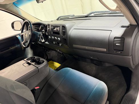 Used 2009 Chevrolet Silverado 1500 LT w/ Power Pack Plus image 12