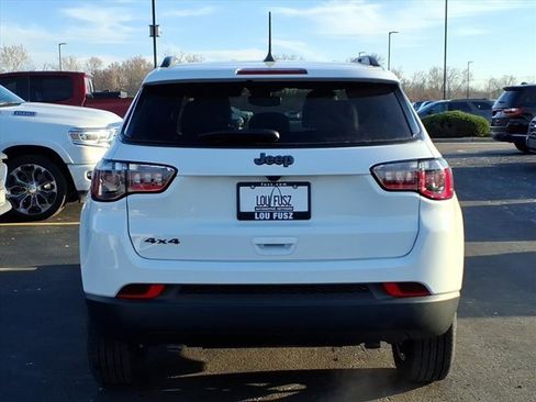 New 2026 Jeep Compass Latitude image 19