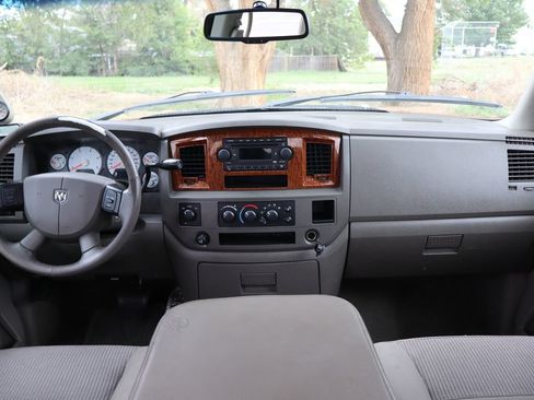 Used 2006 Dodge Ram 2500 Truck SLT w/ Trailer Tow Group AWD/4WD image 16