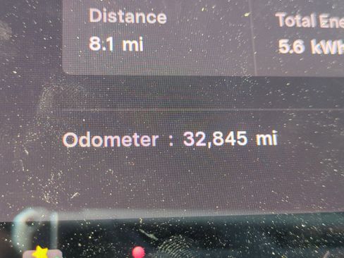 Used 2023 Tesla Model Y Performance image 29